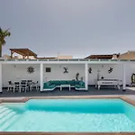 Villa Lunamoon,