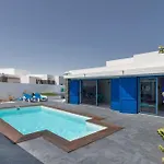 Lunamoon, Villa *