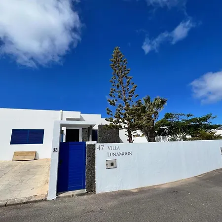 Willa Lunamoon, Playa Blanca (Lanzarote)